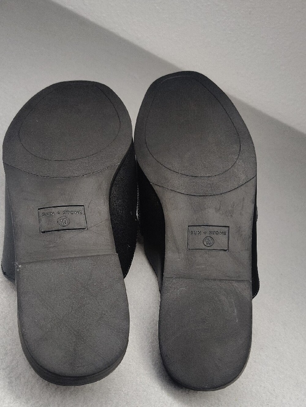 Sun + Stone Black Leather Chain Accent Slip-On Mules Size 10 - Picture 6 of 6